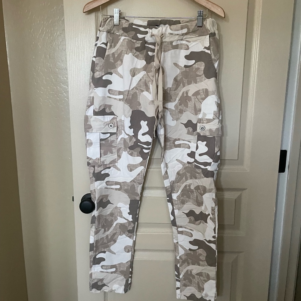 Women's lightweight camouflage drawstring pants.